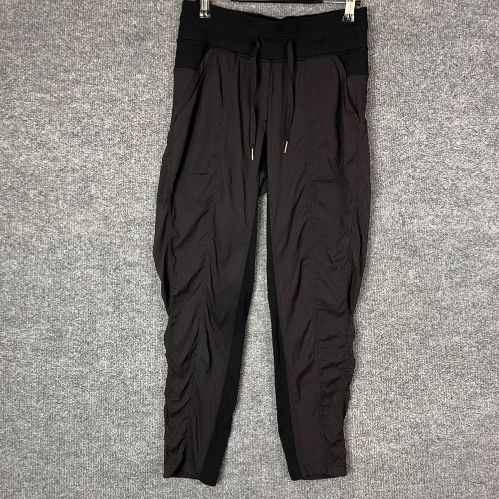 Lululemon Studio Pant Women 6 Black Ruched Jogger Tapered Leg